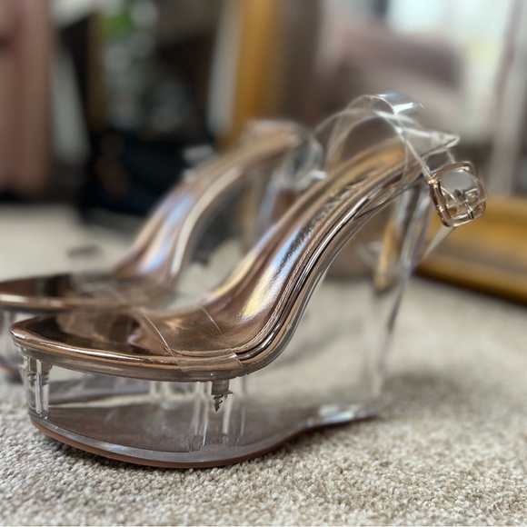 Transparent High Heel Sandals - Picture 2 of 5